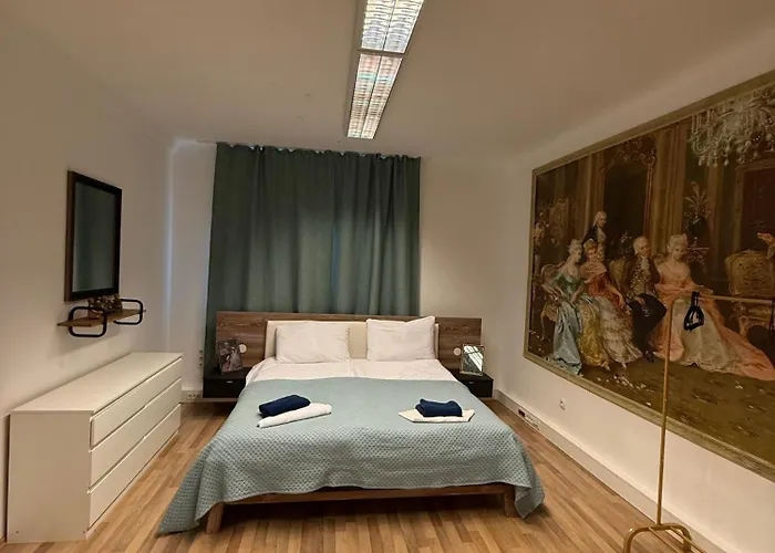 Royal Apartment *
