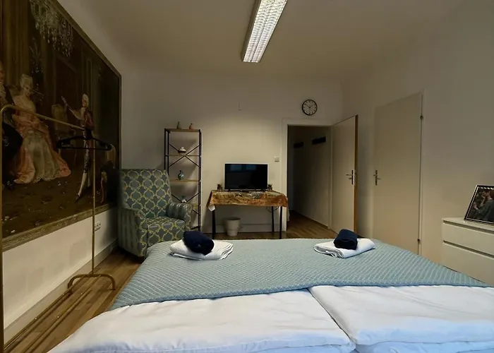 Royal *
